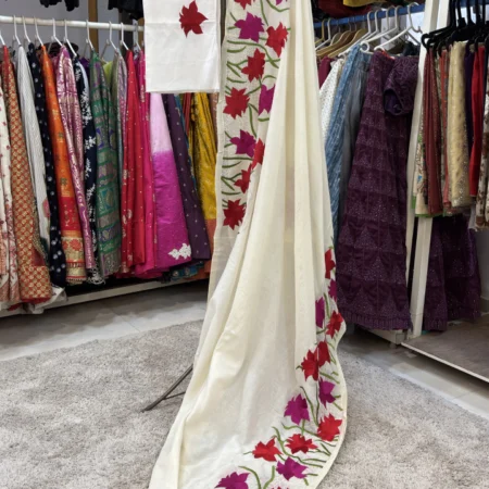 Whisper Weave Mul Cotton Threadwork Saree