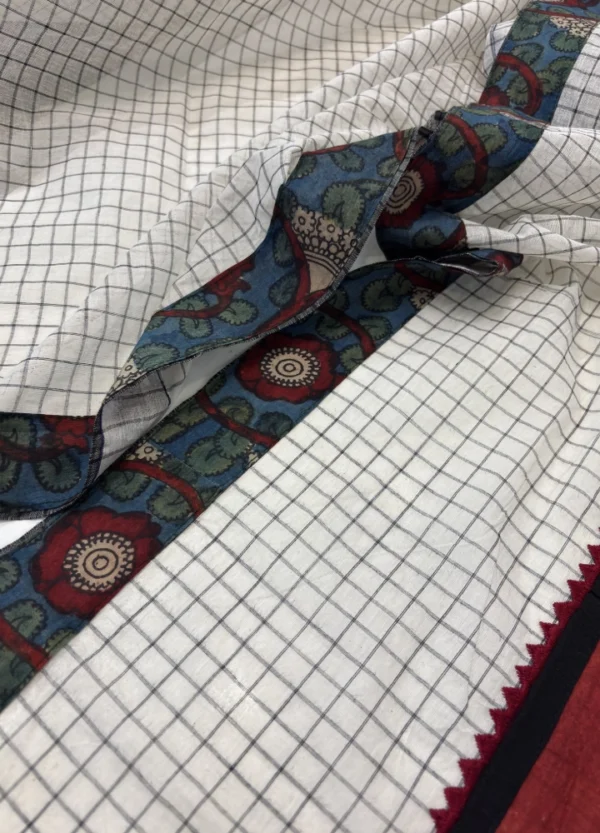 Kora Cotton Saree with Appliqué Kalamkari Pallu & Border - Image 5